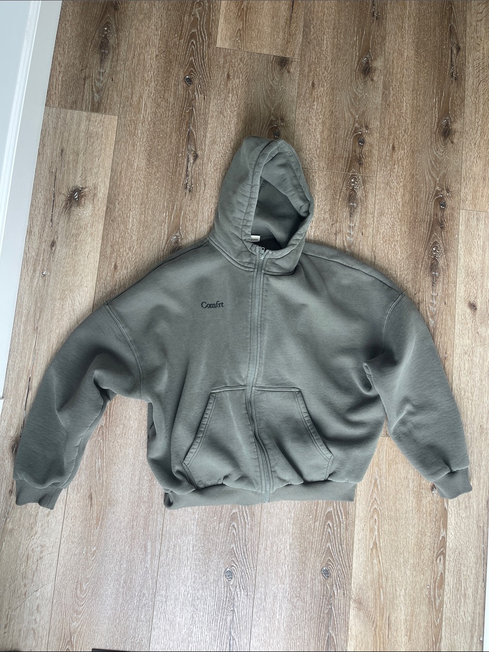 COMFRT Cloud Zip Hoodie Oversized Willow Green Sweatshirt Soft Comfy  Sz M
